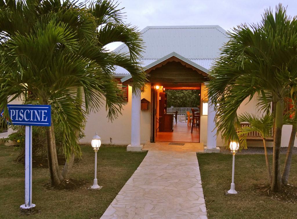 Residence Le Vallon Guadeloupe Parc Piscine Appartements & Studios & Services Hoteliers A La Carte Saint-Francois  Room photo